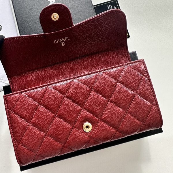 コピーシャネル激安財布着用イメージ